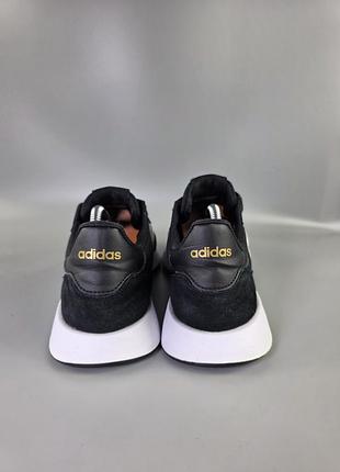 Кросівки adidas 5