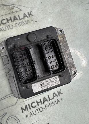 Блок управління двигуном ебу opel zafira a 90582539 1.8 16v imprk1367140