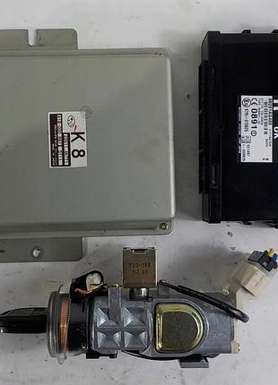 Блок управления двигателем эбу subaru legacy iv 2.0 22611ak771 k8 a18-000r6y