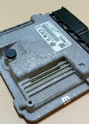 Блок управління двигуном ебу bosch 03l906018rs 8