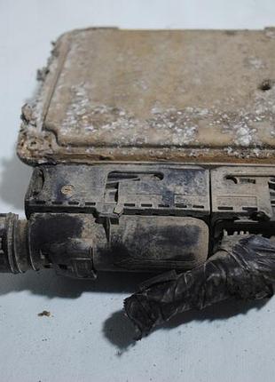 Блок управління двигуном ебу opel astra h 0281011913 55556262