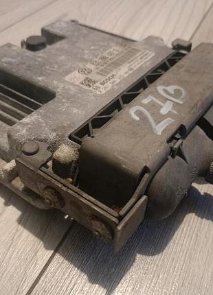 Блок управління двигуном ебу bosch 03c906027g 4