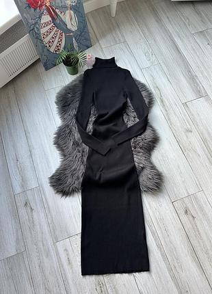 Чорна сукня-максі в рубчик 🥰