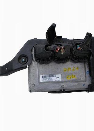Блок управления двигателем эбу honda jazz iii 1.4 37820-rb0-e73
