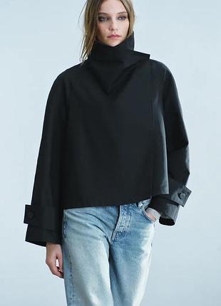Короткий тренч с высоким воротником zw collection