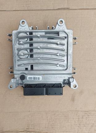 Блок управління двигуном ебу mercedes-benz w212 6519005901 6519005901/6519013701