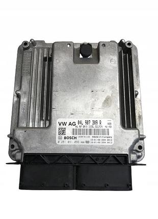 Блок управління двигуном ебу passat b8 04l907309r