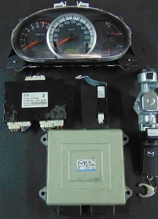Блок управління двигуном ебу оригінальний, mazda l82318881b