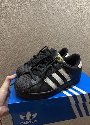 Дитячі кросівки adidas superstar