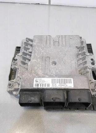 Блок управління двигуном ебу peugeot s180123008c
