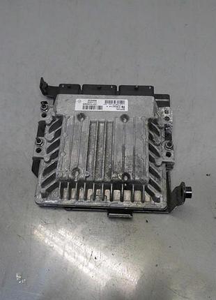 Блок управління двигуном ебу renault sid305 s180067146a 237100669r