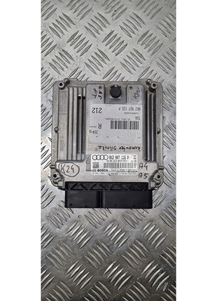 Блок управління двигуном ебу audi 8k2907115p 0261s04132