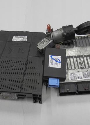 Блок управління двигуном ебу citroen c5 i 2.0 hdi 9663885680 963885680 9663510280