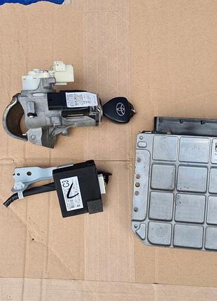 Блок управления двигателем эбу toyota corolla e15 1.6 89661-02w61
