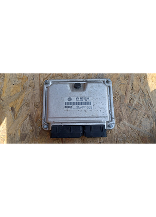 Блок управління двигуном ебу volkswagen t4 2.5 tdi 074906018ak