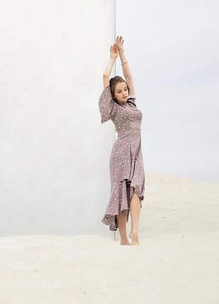 Красивое в горох с воланом платье 👗 2