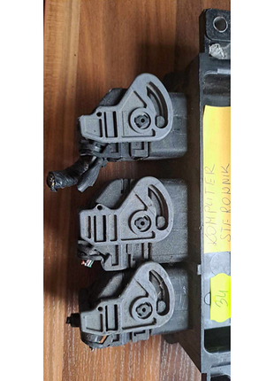 Блок управління двигуном ебу renault 1.5 dci 8200498185