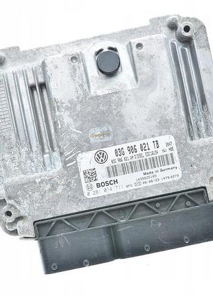 Блок управління двигуном ебу skoda 03g906021tb