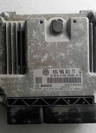 Блок управління двигуном ебу а volkswagen 03g906021tt 0281014676