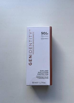 Солнцезащитный антиоксидантный крем genidentity sun and pollution protector spf50+.