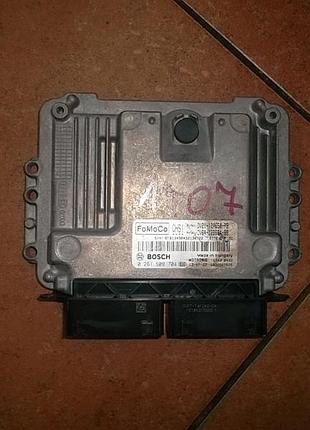 Блок управління двигуном ебу ford dv21-12a650-pb cv6a-12b684-bb 0261s09704