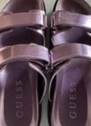 Взуття guess