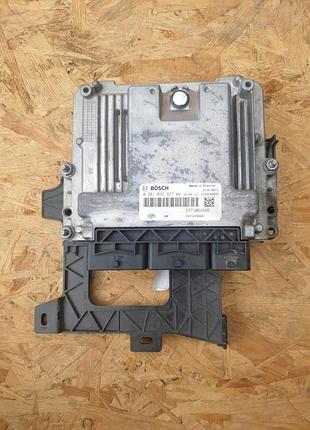 Блок управління двигуном ебу renault megane iv 237106468r