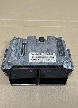 Блок управління двигуном ебу ford cv61-12a650-amc