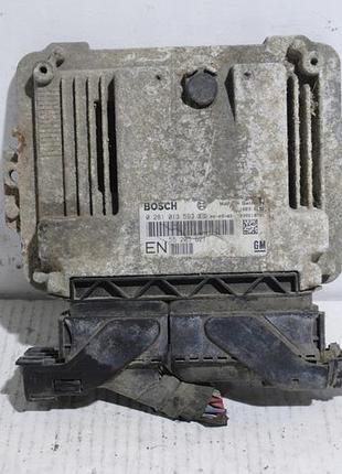 Блок управления двигателем эбу мотоблок управління двигуном opel zafira b 1.9 55205621