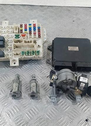 Блок управления двигателем эбу комплект запуску immo mitsubishi colt vi 1860a553 8637a51 mn108319 4408a040