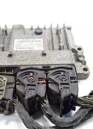 Блок управління двигуном ебу ford bg91-12a650-nf