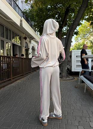 Костюм велюровый пудровый 2