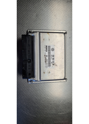 Блок управління двигуном ебу volkswagen passat b5 fl 1.8t 4b0906018dh