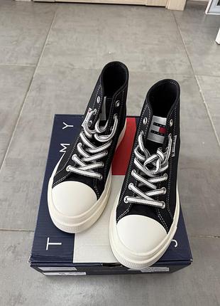Жіночі кеди tommy hilfiger