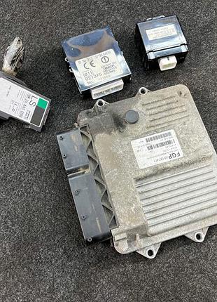Блок управління двигуном ебу opel agila a 1.3 cdti mjd 6j0.a1 55187471 fgp