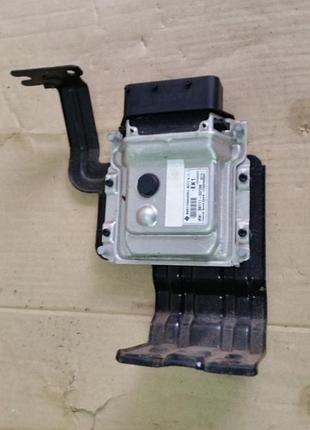 Блок управления двигателем эбу hyundai i20 i 20 1.2 16v 39111-03700