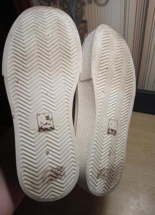 Кросівки 39-40р 5