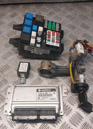 Блок управления двигателем эбу hyundai matrix i 1.6 16v 3910826761