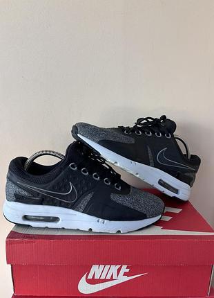 Кросівки  nike airmax zero essential 5