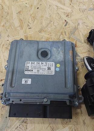 Блок управління двигуном ебу mercedes-benz w209 w203 на станція 64215039472 6421509472