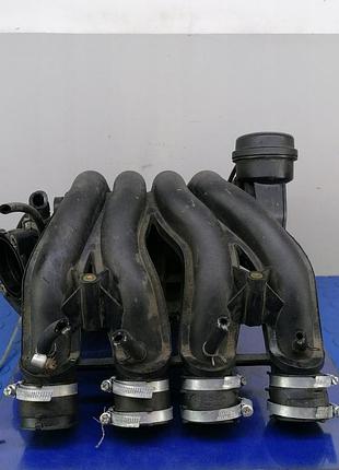 Впускний колектор vw passat b5 fl 1.6b 06b133210af