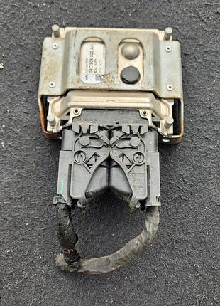 Блок управления двигателем эбу skoda citigo 04c906020ak