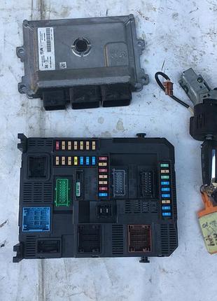 Блок управления двигателем эбу continental 9811545080 a2c1403940001 9800913080