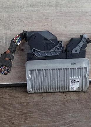 Блок управління двигуном ебу yaris i 03-89661-0d090