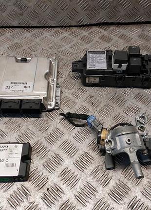 Блок управления двигателем эбу volvo v40 i lift 1.9 di 30630417