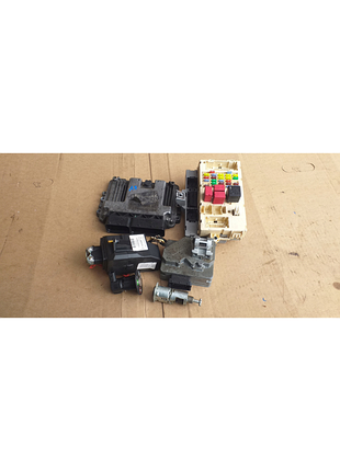 Блок управления двигателем эбу alfa romeo 159 0281013138 55204661