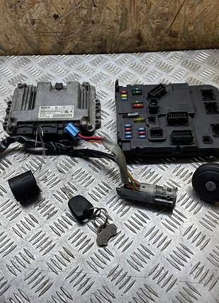 Блок управления двигателем эбу immo 0281012466 citroen xsara picasso 1.6hdi