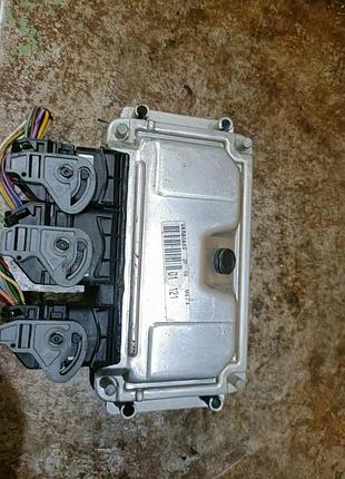 Блок управління двигуном ебу 0261208191 9657499080 peugeot citroen