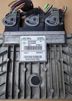 Блок управління двигуном ебу 237100703r 237101862r 28304879 dacia