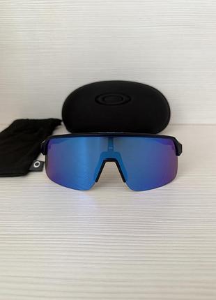 Окуляри oakley sutro